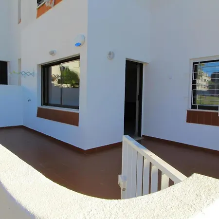 Center Monte Choro Flat With Pool البوفيرا