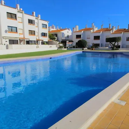 Lägenhet Center Monte Choro Flat With Pool *