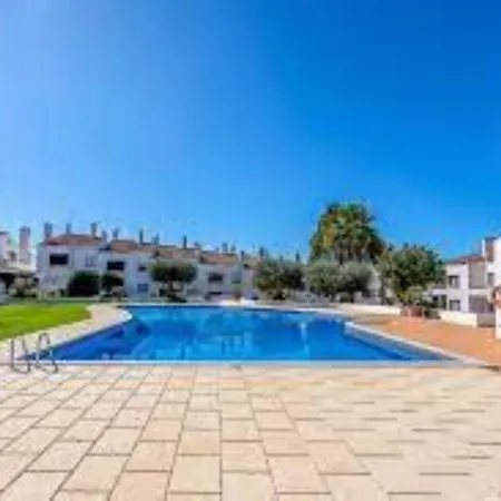 Lägenhet Center Monte Choro Flat With Pool Albufeira