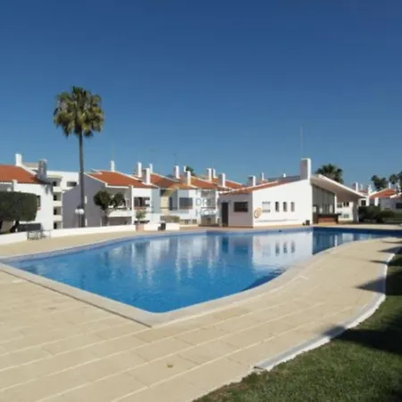 Lägenhet Center Monte Choro Flat With Pool *
